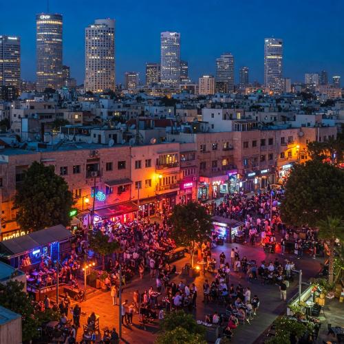 חיי הלילה בעיר – מוניות אחרי השקיעה