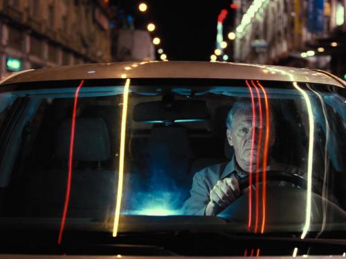 מאחורי ההגה: הסיפורים שלא תשמעו בחדשות של נהגי המוניות